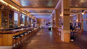 Bar (in der Unterkunft)