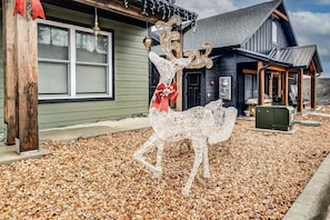 Exterior - Don’t miss this family lakeview lodge! Sleeps 18; pools; near Silver Dollar City (Branson)
