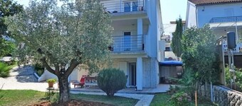 Vlado - 300 m From Pebble Beach - SA6 2