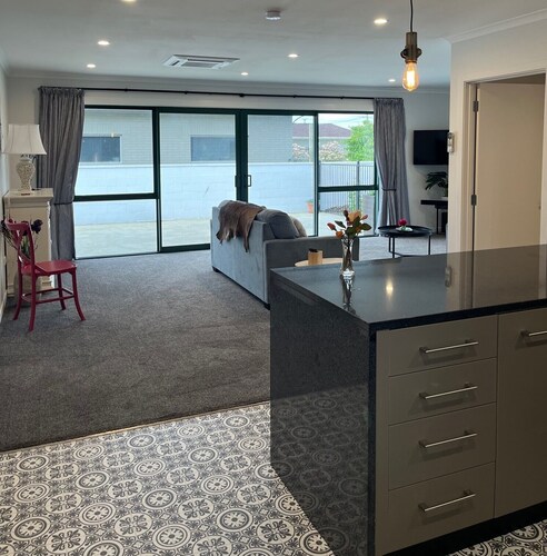 Boutique on Edinburgh - Private and Exclusive