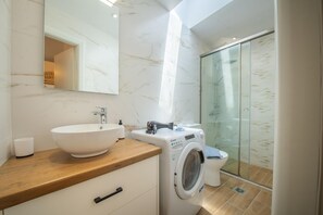 Ferienhaus, Raucher | Badezimmer | Toilettenpapier