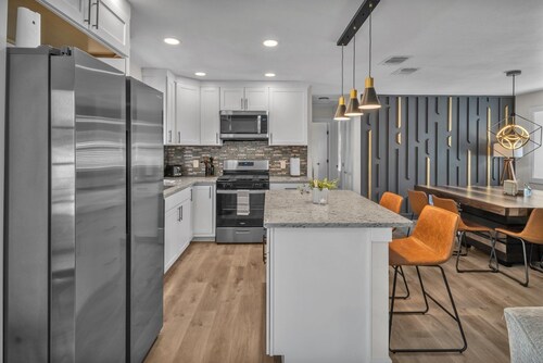 Modern Base - Lackland Delight