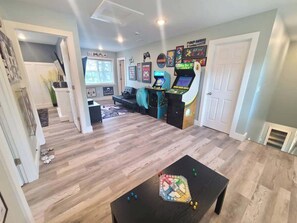 Interior - 2023 Built Lake Home w/ beach, arcade & huge deck (Portage)