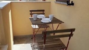 Outdoor dining - Sciesa Apartment 1st Floor - Air Conditioning - Wifi (Avola)