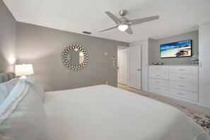 3 bedrooms, iron/ironing board, WiFi, bed sheets