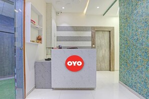 Reception - Hotel Planet Villa (Ahmedabad)