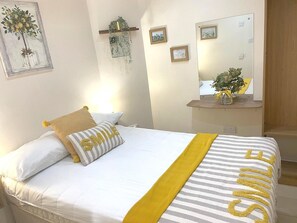 5 dormitorios, tabla de planchar con plancha, wifi y ropa de cama