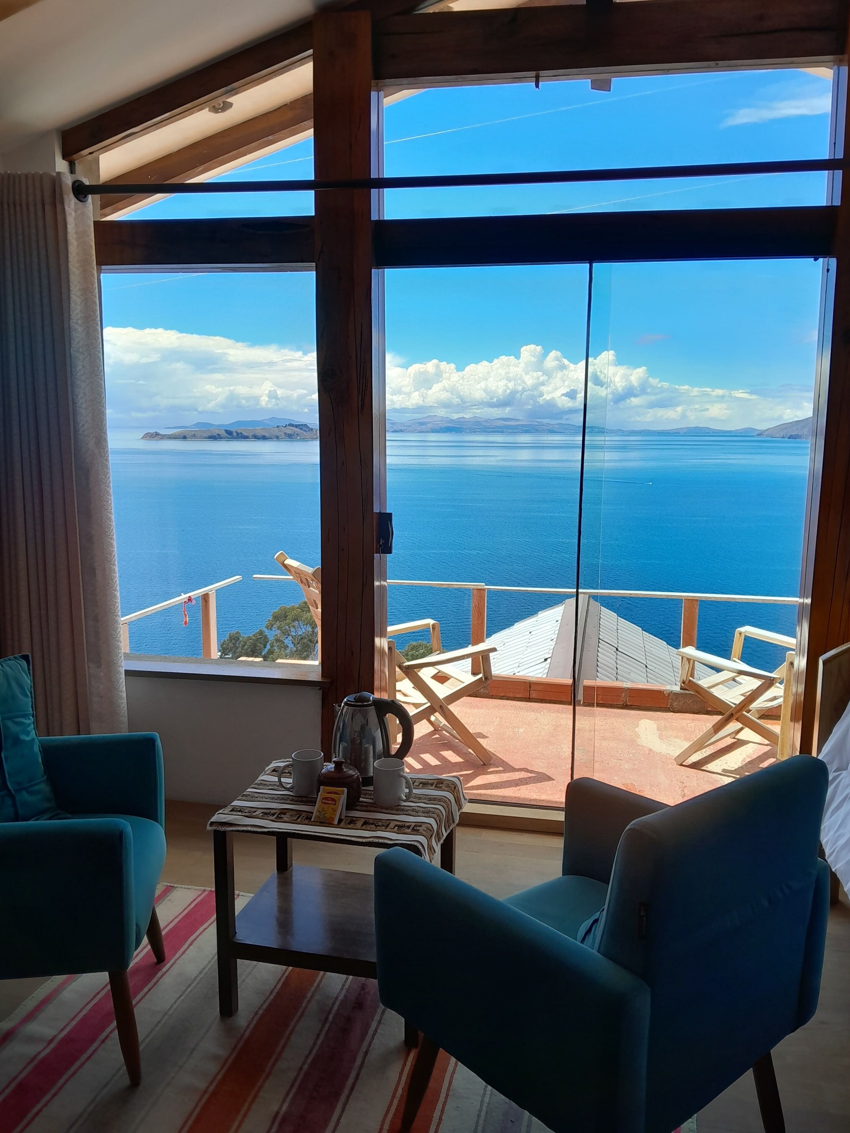 Deluxe Room, 1 Queen Bed | 1 bedroom, soundproofing, free WiFi