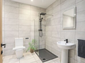 Shower - The School House (Holyhead)