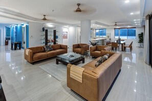 Luksusleilighet | Oppholdsområde | Flatskjerm-TV