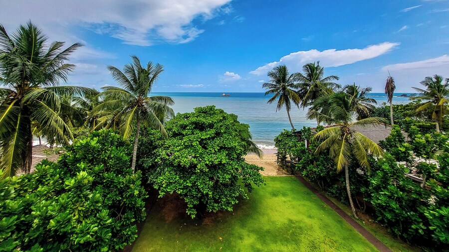 Golden Pearl Tangalle Beach