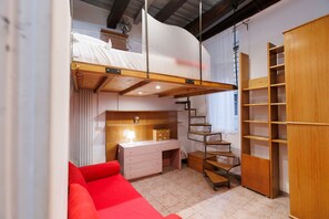 3 quartos, ferros/tábuas de passar roupa, berço de viagem, Wi-Fi