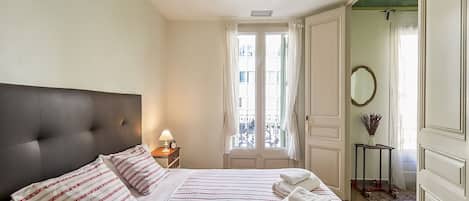 4 bedrooms, free WiFi