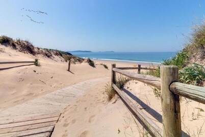 Belvilla by OYO Villa Catro Faros