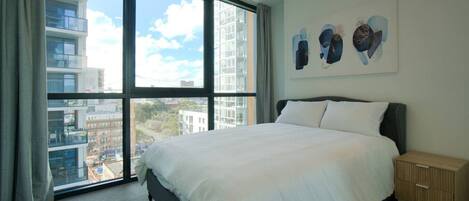 Bügeleisen/Bügelbrett, WLAN, Bettwäsche