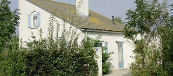 Chalet in Texel near Dunes & Water