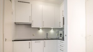 Private kitchen - Apartment in Netherlands near the Coast (De Koog Texel)