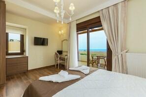 3 chambres, fer et planche à repasser, accès au Wi-Fi (inclus)