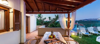 Villa in Crete with Private Pool & Beaches Nearby