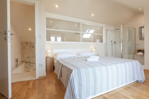 3 Schlafzimmer, kostenloses WLAN, Bettwäsche