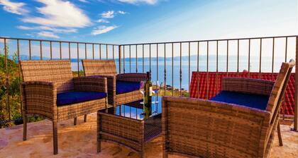 Villa in Podgora with Pool near Beach