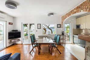 Dining - Holiday Home Kanica by Adriatic Sea (Rogoznica, Dvornice-Kanica)