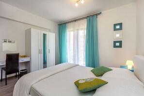 3 bedrooms, travel crib, free WiFi