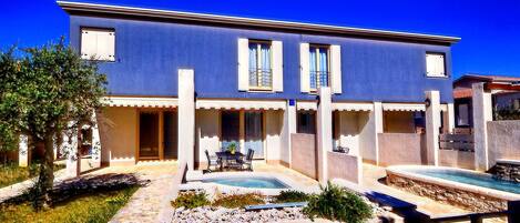 المنطقة المحيطة بالمنشأة