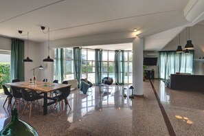 Dining - Villa in Medulin with Private Pool (Medulin)