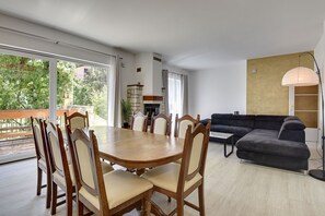 Interior - Holiday Home in Ližnjan with Pool near Beach (LIŽNJAN)