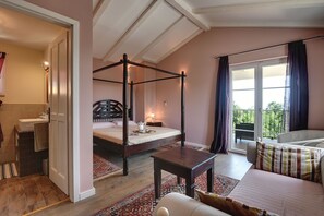 3 habitaciones, tabla de planchar con plancha y wifi gratis 