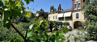 Garden Apartment in Casale