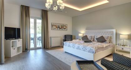 Villa in Premantura with Pool near Beach