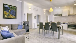 Smart TV, DVD player - Villa in Peroj near the Sea with Terrace (Peroj)