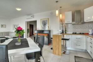 Interior - Holiday Home Vodnjan near Beach (Majmajola)