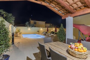 Outdoor dining - Villa in Marmajola with Private Pool (VODNJAN)