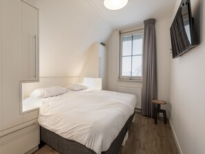3 bedrooms, WiFi