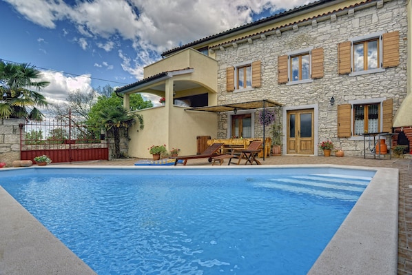 Piscina