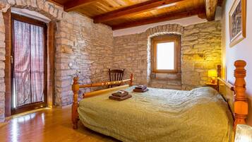 2 Schlafzimmer, Bügeleisen/Bügelbrett, kostenloses WLAN