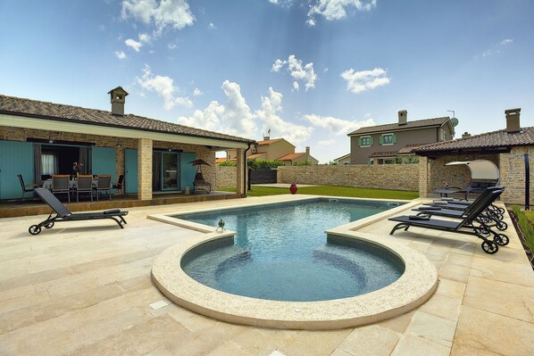 Piscina
