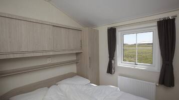 2 bedrooms, free WiFi