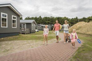 Property grounds - Chalet in Texel with Private Sauna (Den Hoorn)