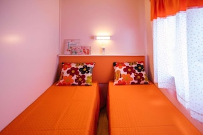 2 bedrooms, internet