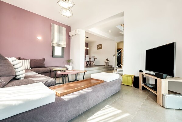 Smart-TV og DVD-spiller