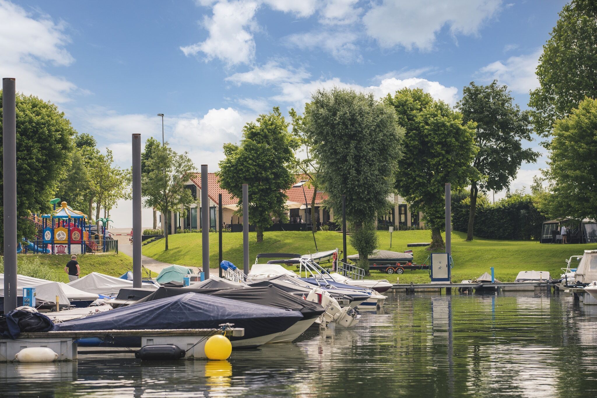 Marina/club náutico
