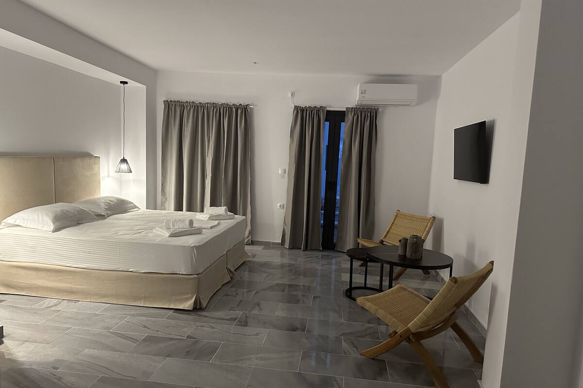 Superior Suite