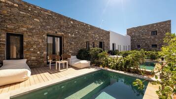 Private pool