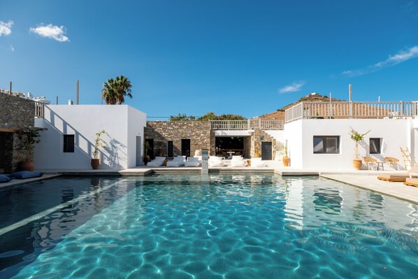 Seasonal outdoor pool