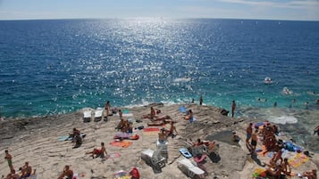 Nær stranden