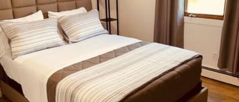 1 habitación, escritorio, tabla de planchar con plancha y wifi gratis